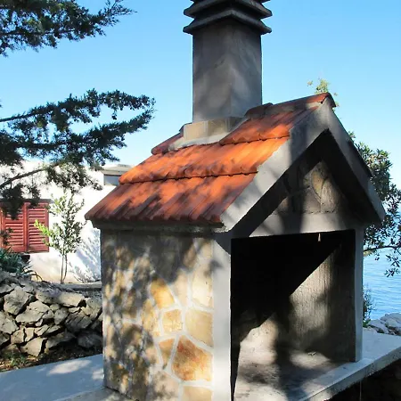 בית נופש Tina By Interhome Gdinj