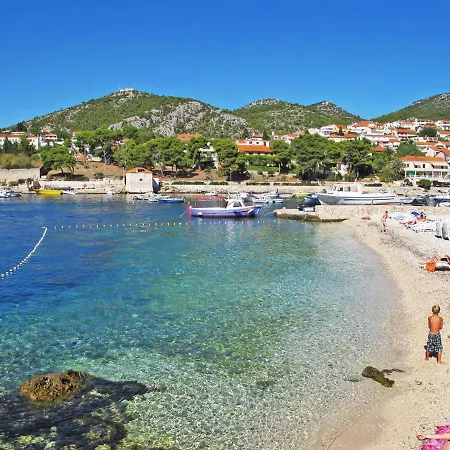 בית נופש Tina By Interhome *