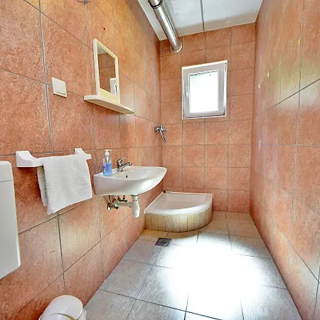 בית נופש Tina By Interhome *